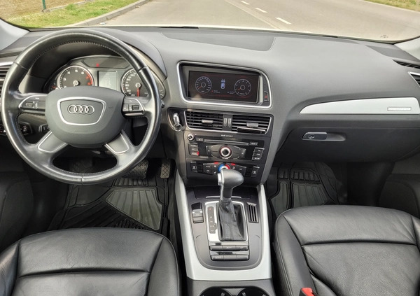 Audi Q5 cena 69500 przebieg: 215000, rok produkcji 2016 z Nysa małe 436
